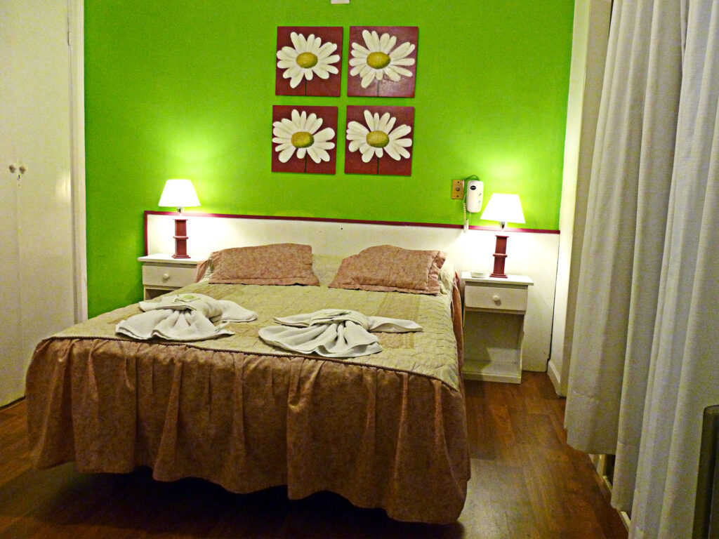 Habitaciones – Hotel Dallas Center